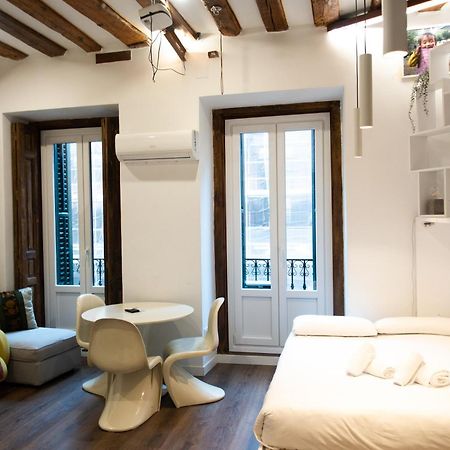 Hortaleza 4, Preciso Estudio En Chueca Junto A La Gran Via De Madrid Dış mekan fotoğraf